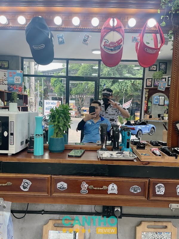 Tiệm Cắt Tóc Đam Mê - hình ảnh 3