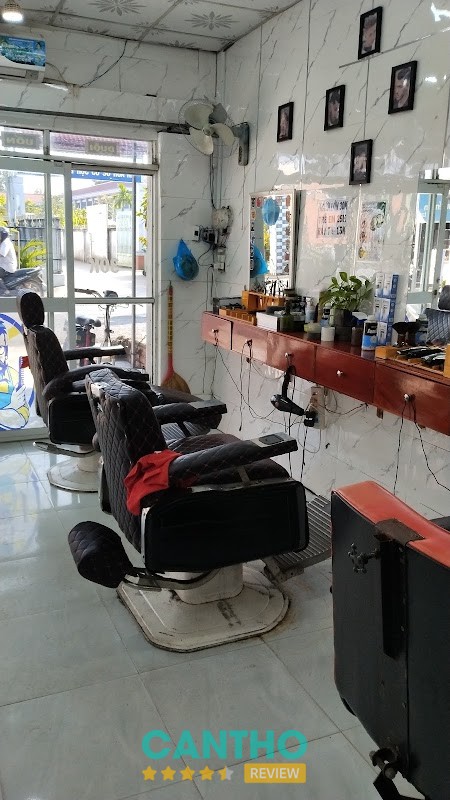 Linh Barber Phụng Hiệp