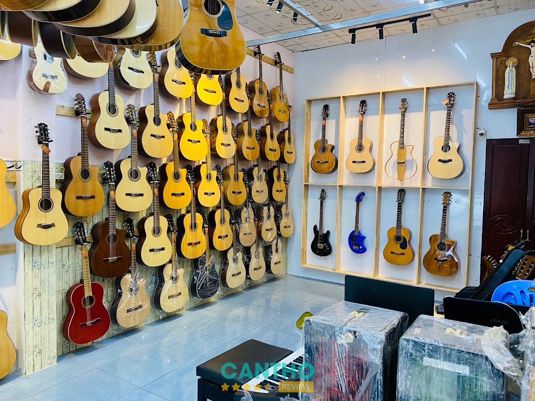 Cửa Hàng Nhạc Cụ Guitar Trần - hình ảnh 3