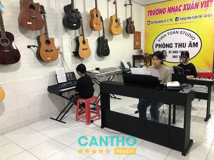Không gian học đàn tại Trường Nhạc Xuân Việt