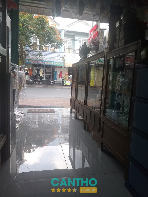 Thiết bị điện tại Tiệm Điện Lợi Hưng
