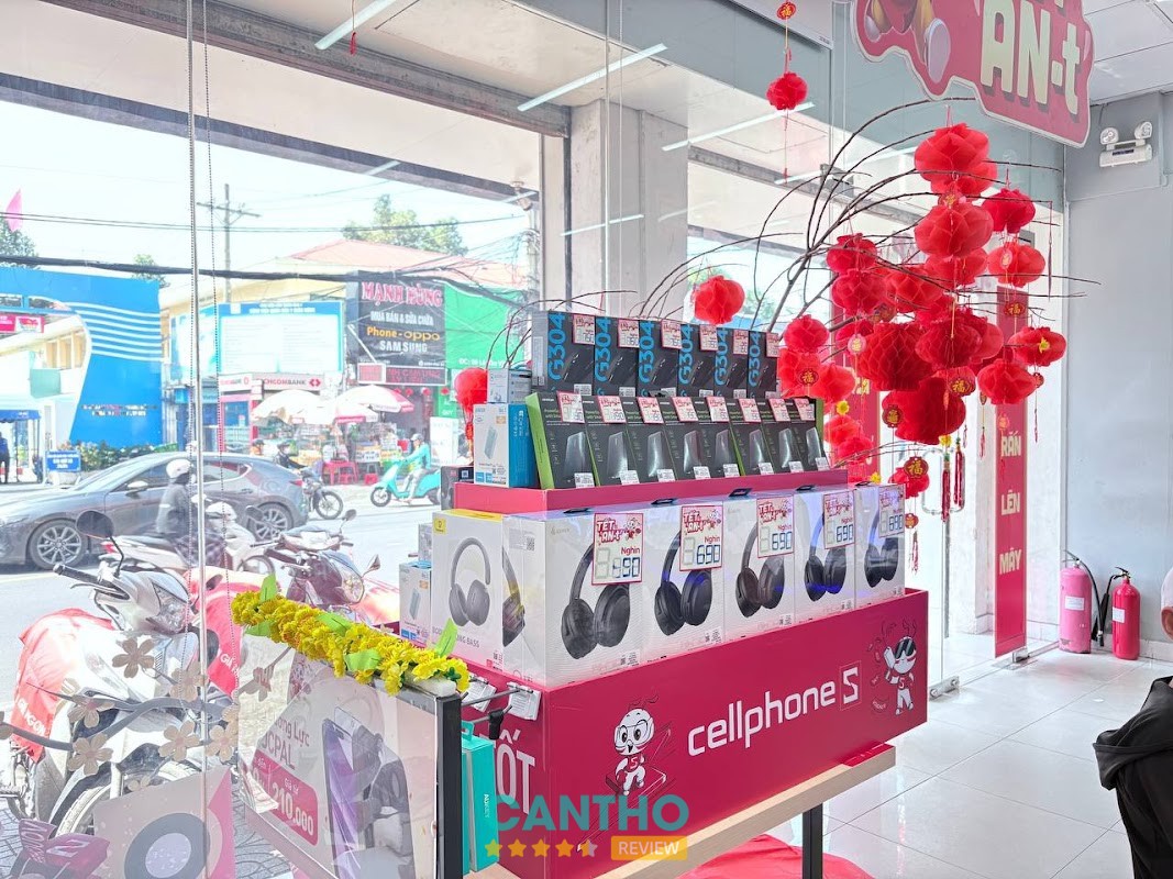 Sản phẩm công nghệ tại CellphoneS Cái Khế