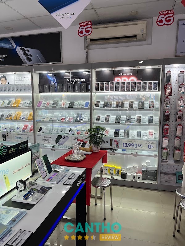 Không gian Viettel Store Vị Thanh
