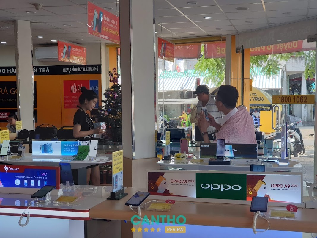 Sản phẩm điện thoại tại Viettel Store