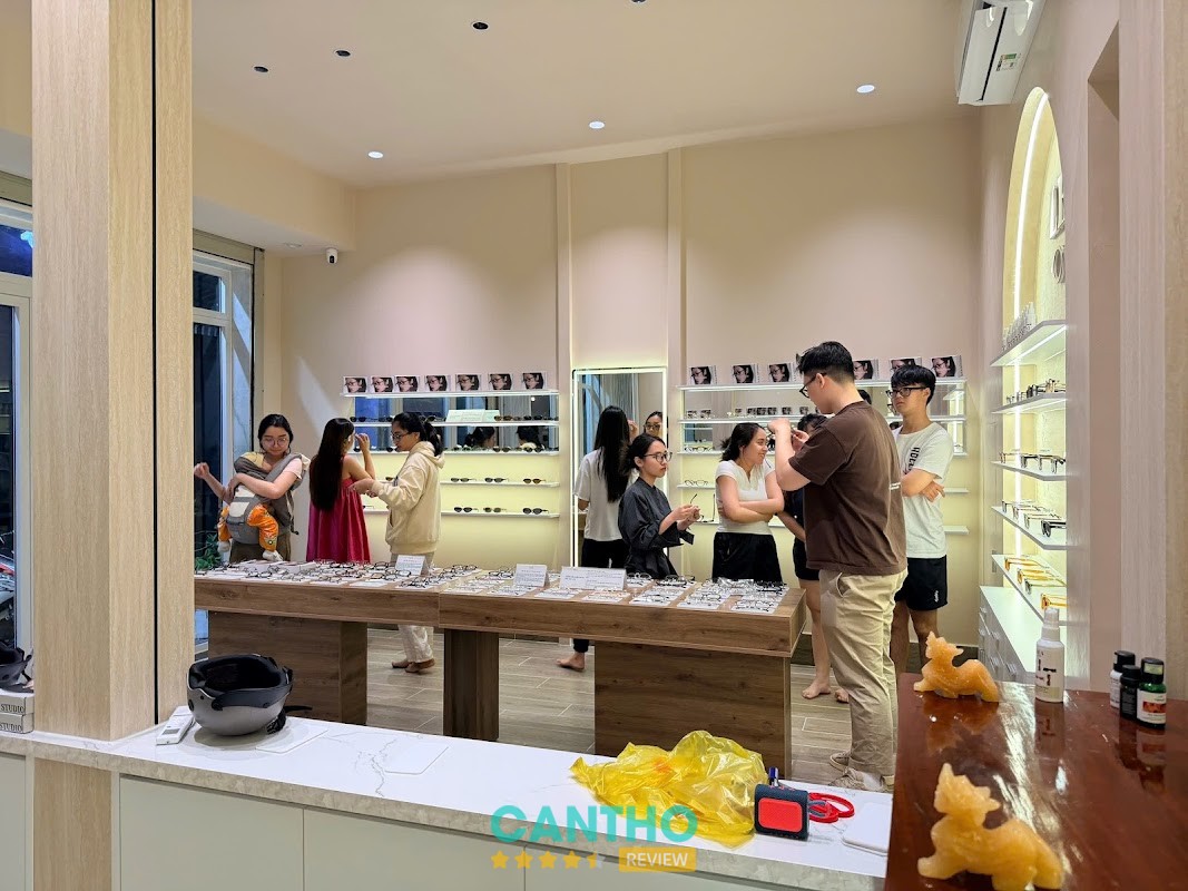 Mắt kính LÉA – hình ảnh 2