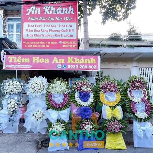 Kệ hoa viếng tại Tiệm Hoa An Khánh