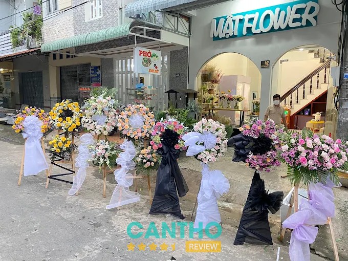 Kệ hoa chia buồn tại Hoa Tươi Mật
