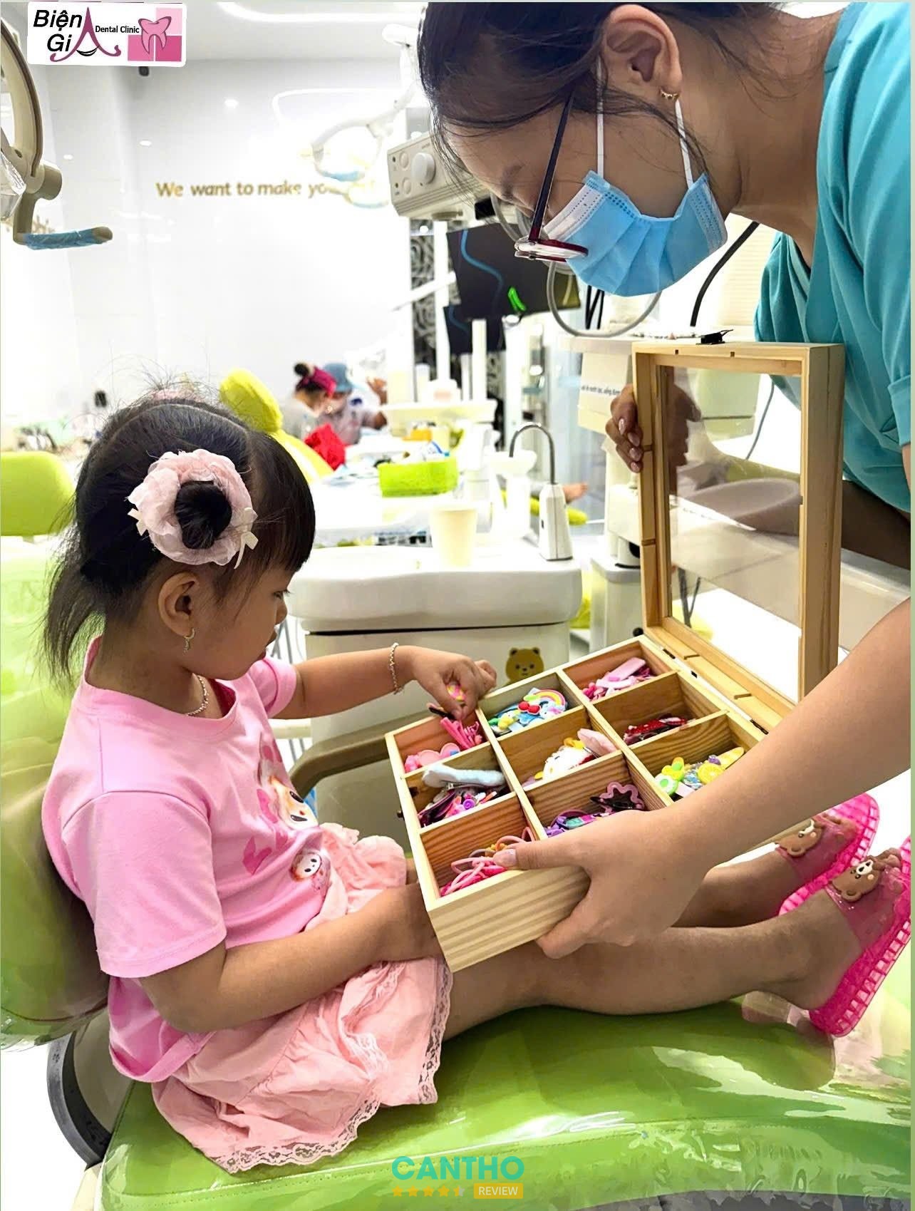Nha Khoa Biện Gia khám răng cho bé ở An Bình