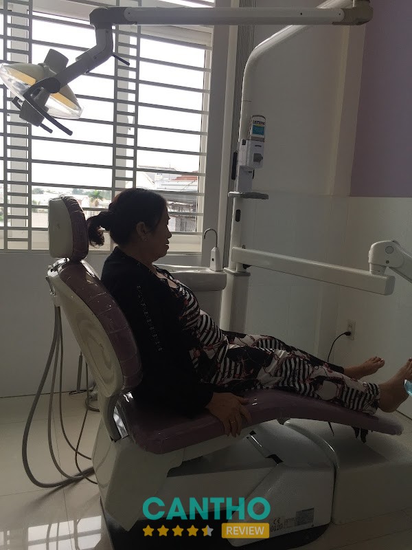 Nha Khoa Sài Gòn - BS Lâm - khu điều trị