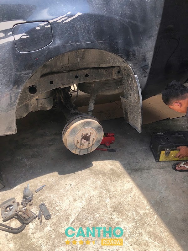 Garage Sửa Chữa Cứu Hộ Ô Tô Phụng Hiệp