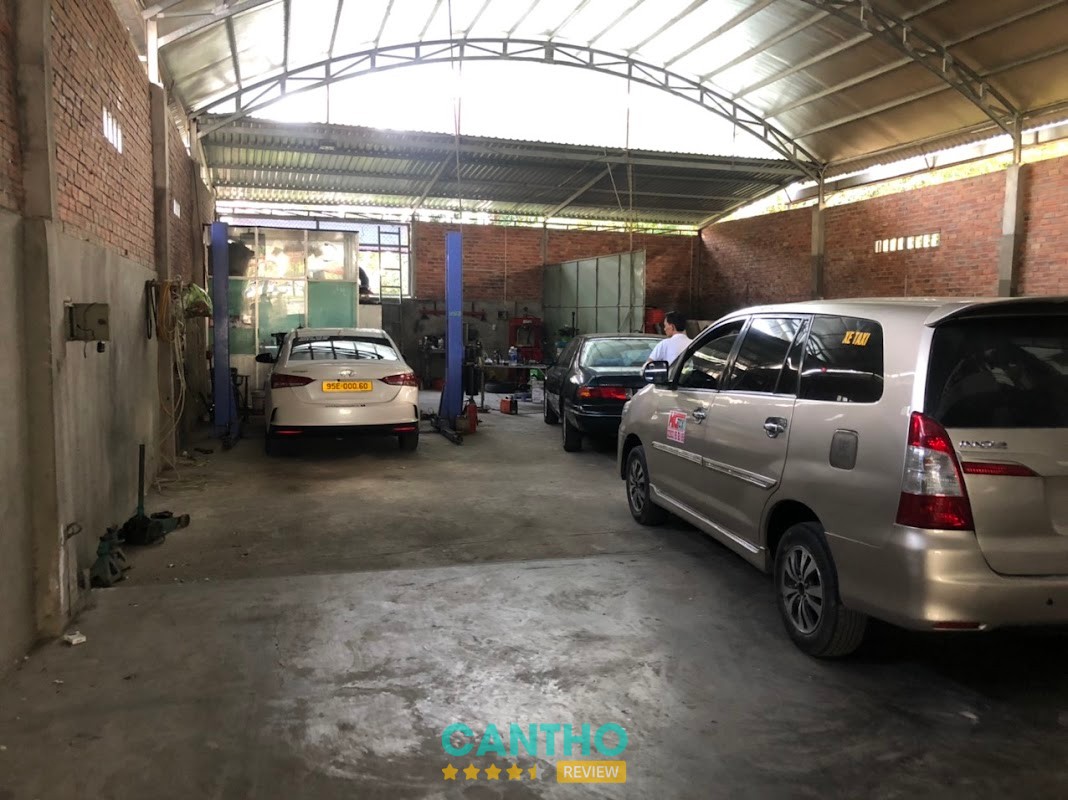 Garage Oto Nguyên Hạo