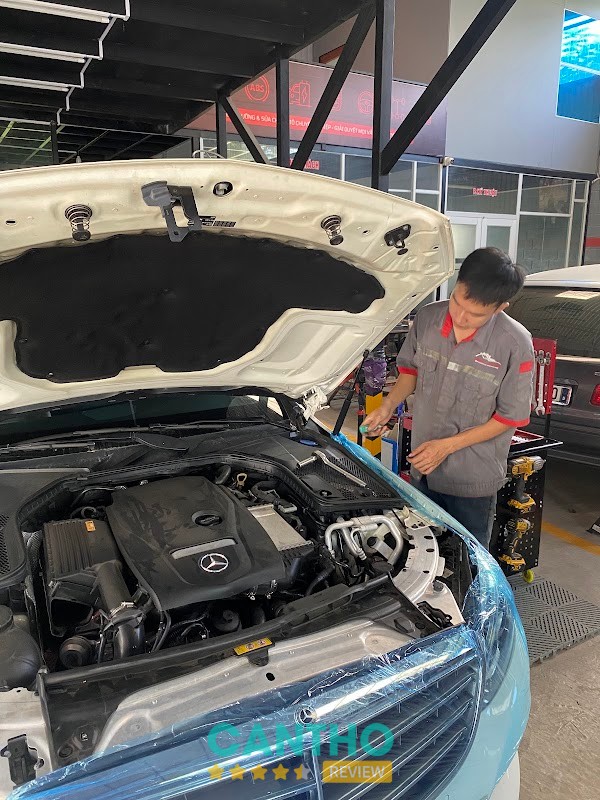Garage FAST AUTO Hưng Phú