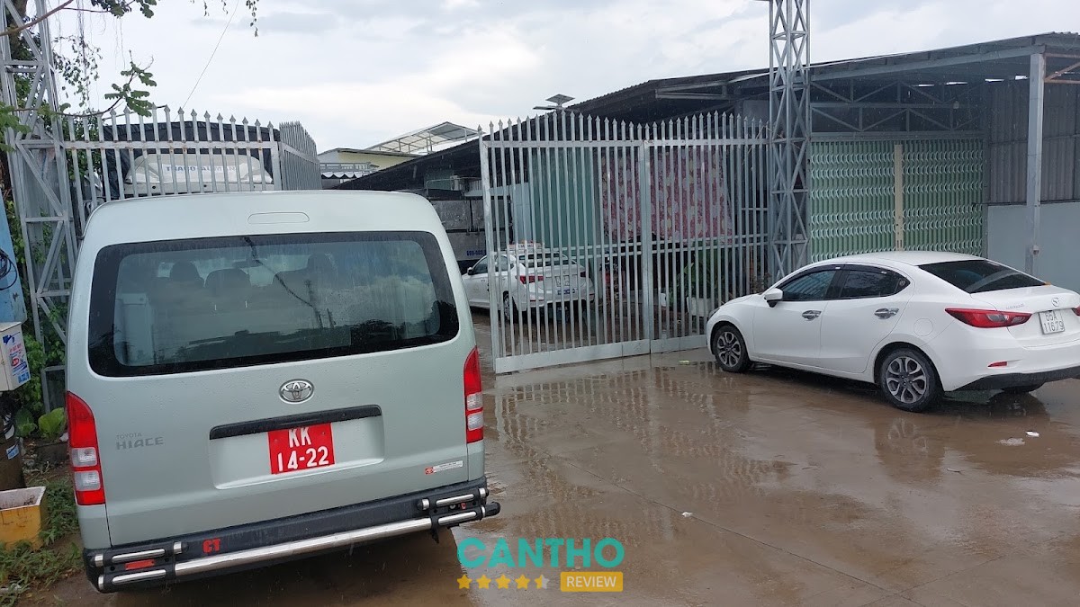 Garage Ô Tô Chiến – hình ảnh 3