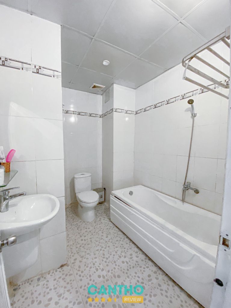 Ông 5 Hotel – khu vực khách sạn và tiện nghi lưu trú