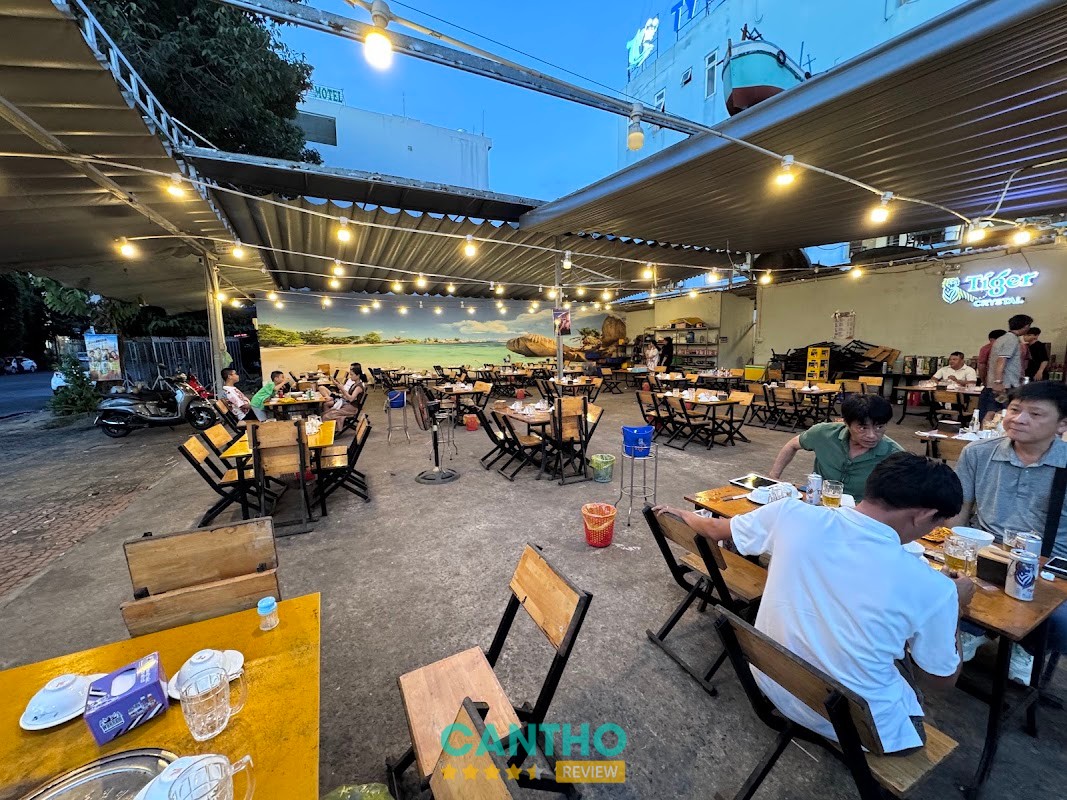 Tỷ Cua Lầu Hưng Phú