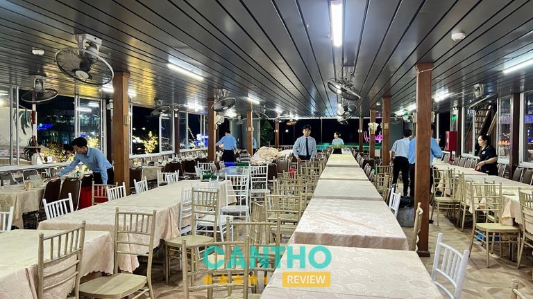Nhà Hàng Du Thuyền Cần Thơ tại bến Ninh Kiều