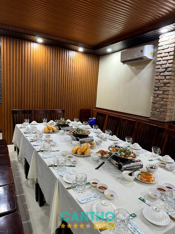 Ẩm Thực Ngã Bảy Phố – nhà hàng gia đình