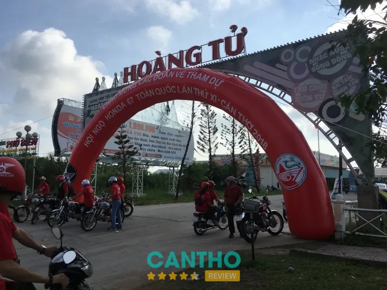 Nhà Hàng Hoàng Tử Cần Thơ – không gian nhà hàng ven sông