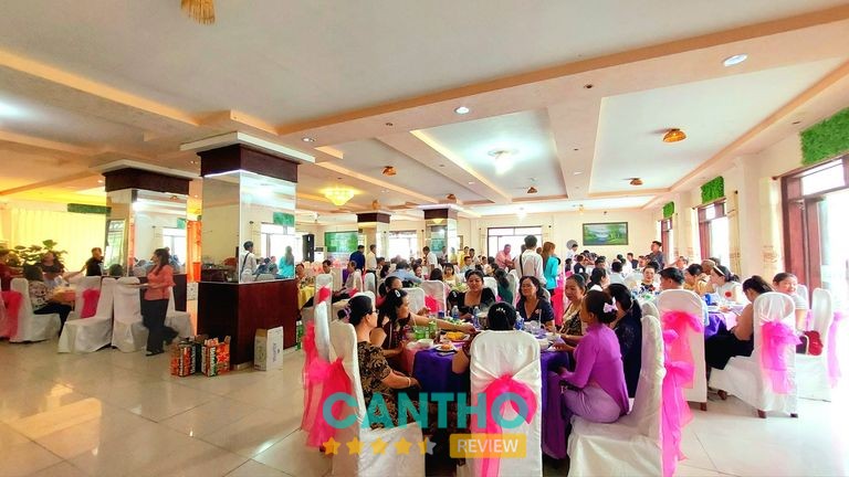 Khách Sạn - Nhà Hàng Bông Sen - Hình ảnh thực tế tại địa điểm
