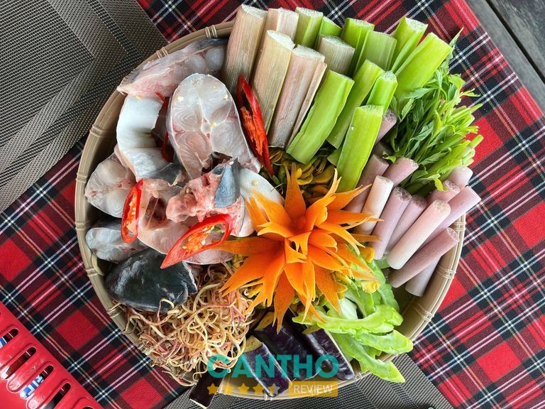 Nhà Hàng Làng Cá – trải nghiệm ẩm thực và vui chơi tại Cồn Sơn