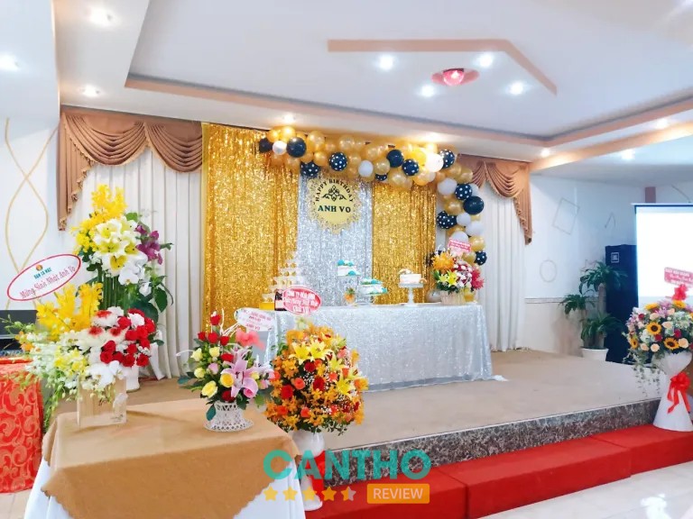 Nhà Hàng Tiến Thơ – hình ảnh không gian phục vụ khách