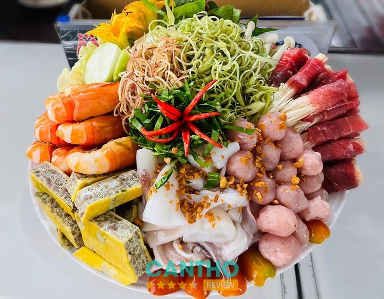 Nhà Hàng Gia Bảo với không gian tổ chức tiệc rộng rãi tại Ngã Bảy