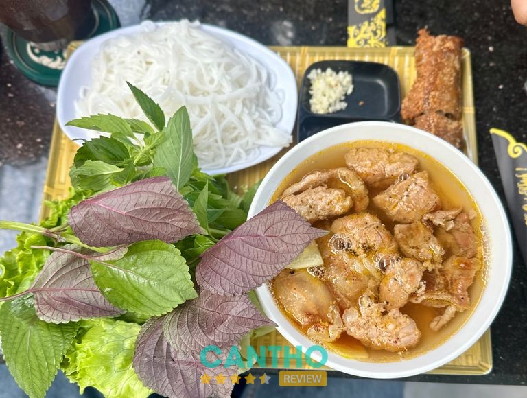 Nhà Hàng Hải Sản Biển Đông Sóc Trăng – khu vực thưởng thức hải sản