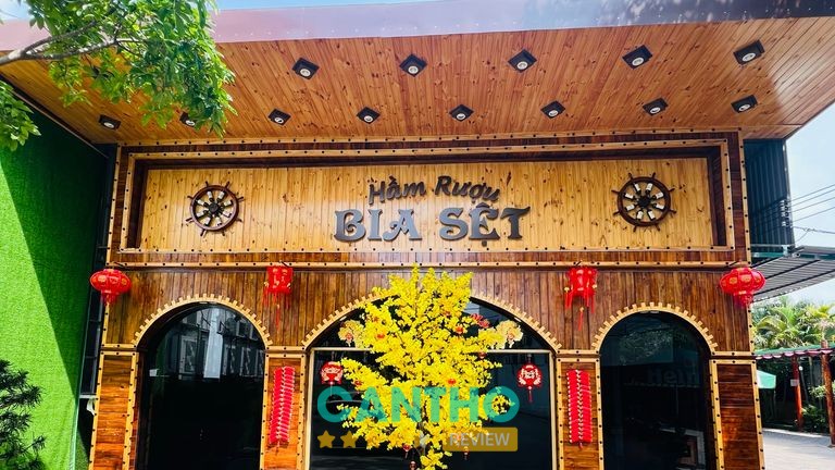 Nhà Hàng Hầm Rượu Bia Sệt – không gian nhà hàng tổ chức tiệc