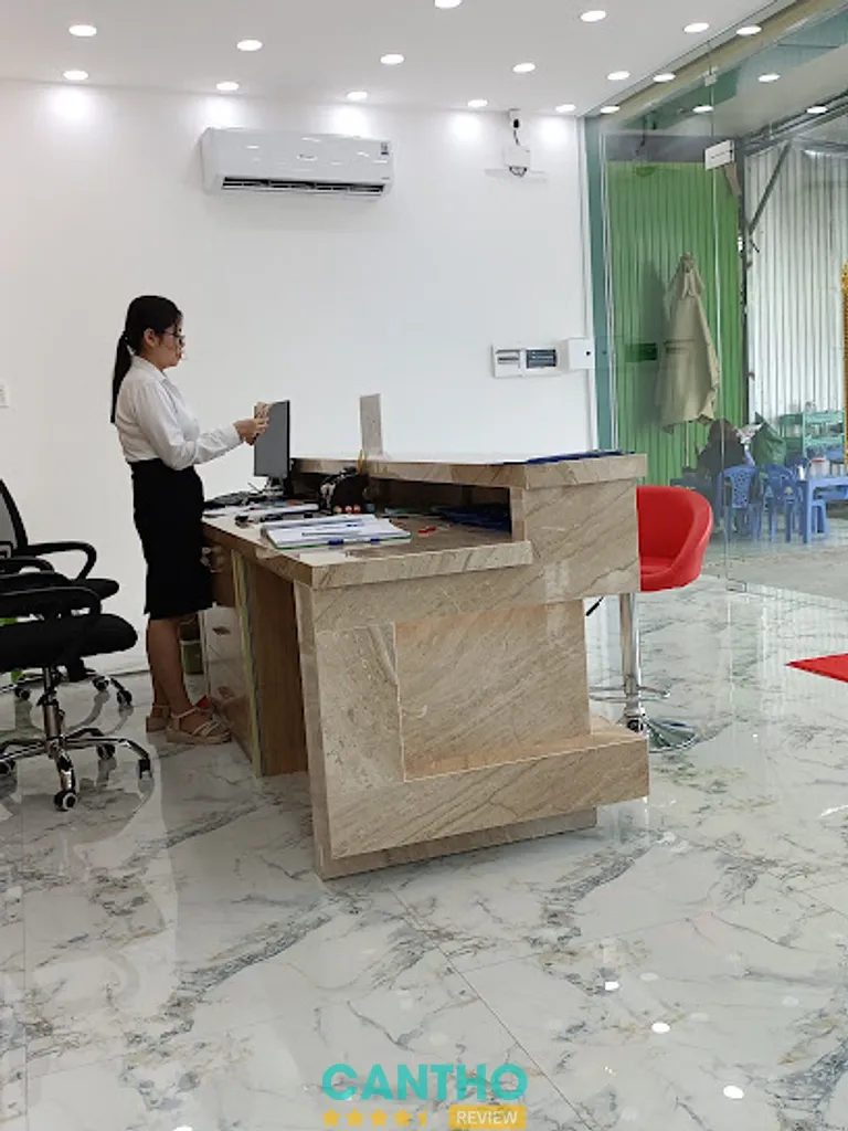 Nha khoa Quốc Tế Tuệ Minh: 13 Lê Lợi, P. Sóc Trăng