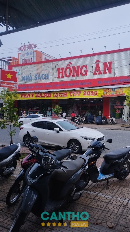 Nhà Sách Hồng Ân Hậu Giang