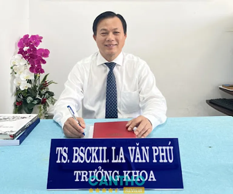 Phòng khám TS. BS. La Văn Phú: 215 Nguyễn Văn Cừ