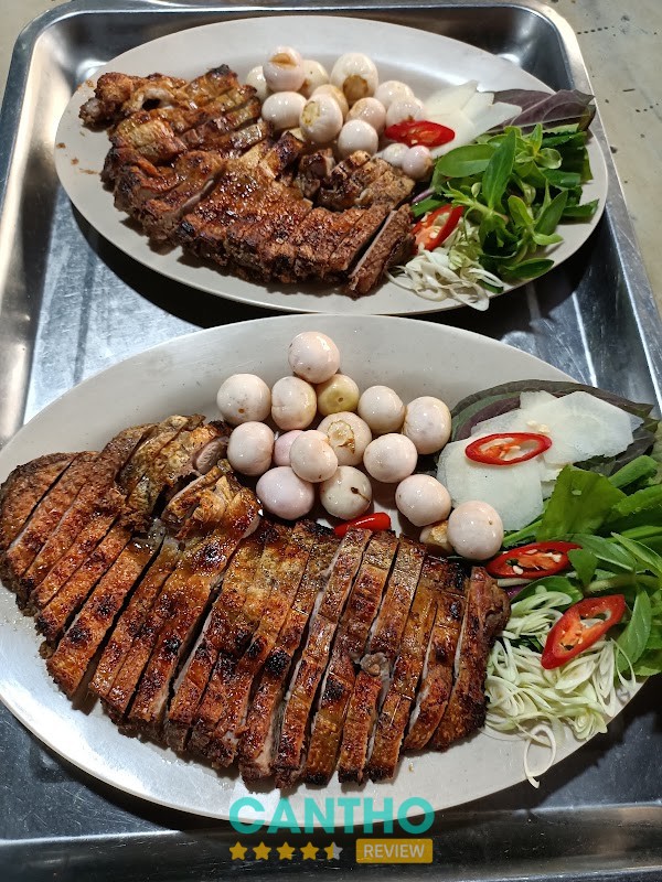 Món ăn tại Tháp Mười Quán Bình Thủy