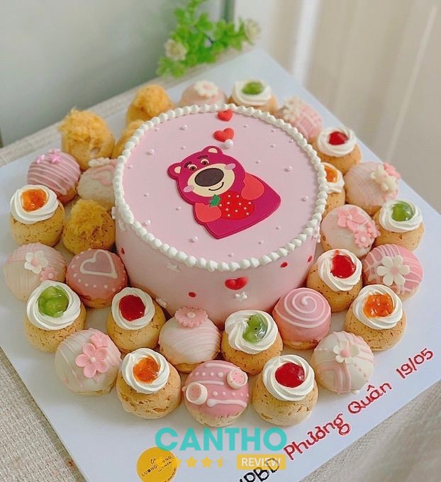 Bánh kem trang trí tại Lương Lương Cake & More – hình ảnh 2