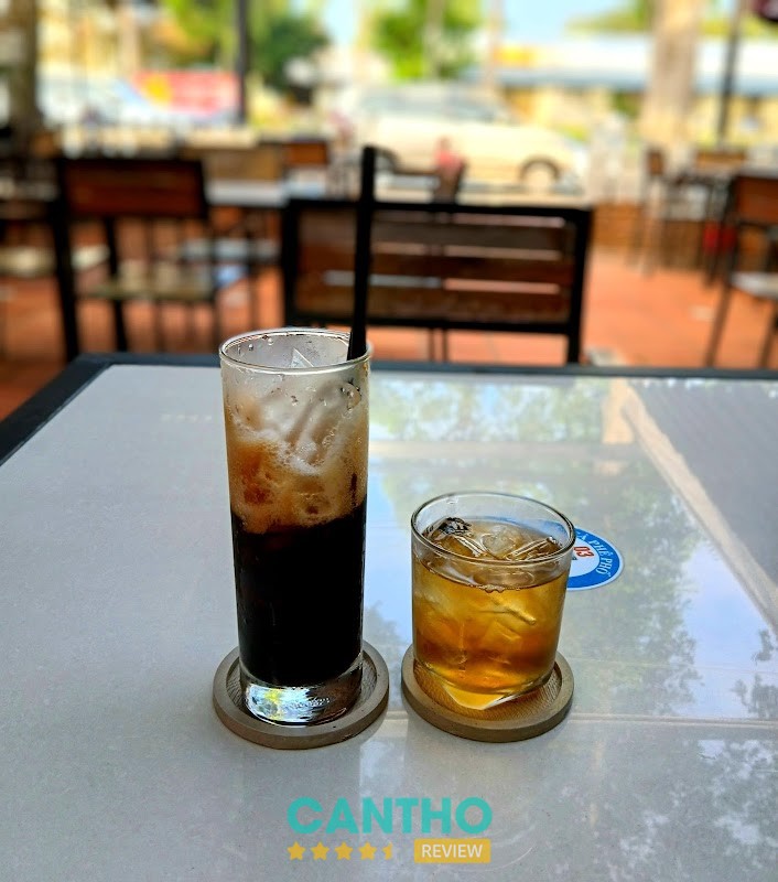 Không gian Cafe Phố