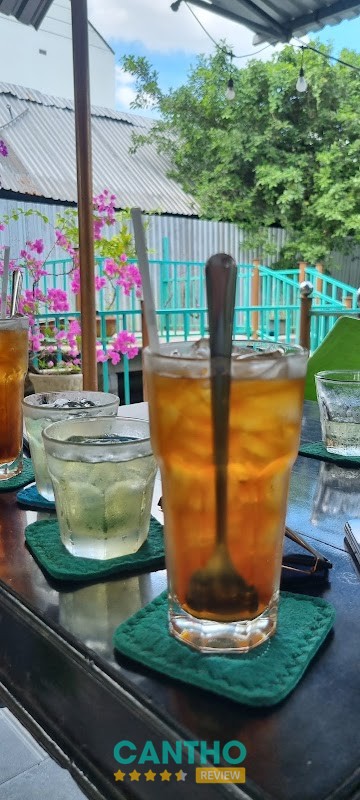 Không gian Cafe Phương Uyên