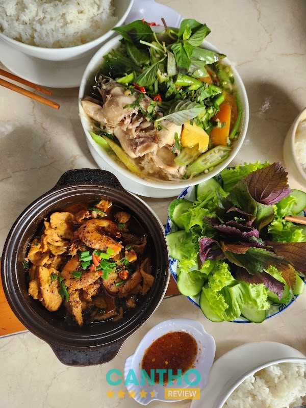 Không gian Coffee & Food Tiếng Xưa Cái Khế
