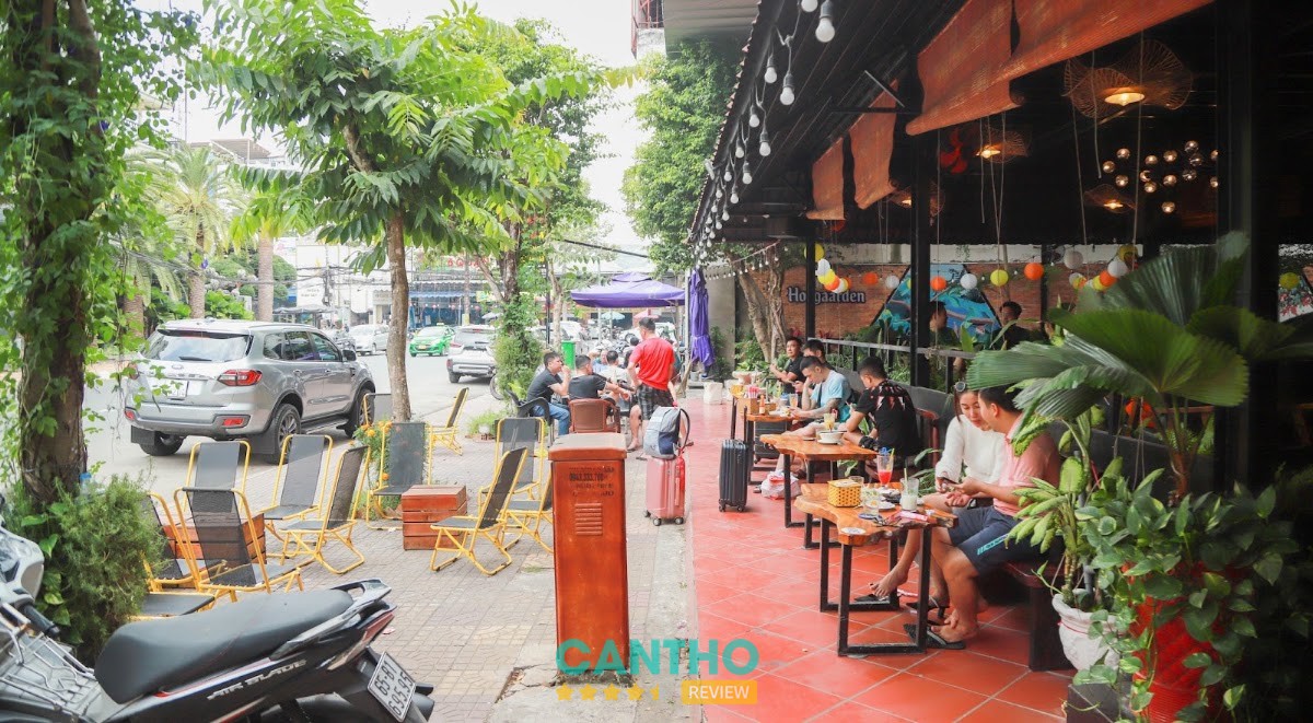 Cafe Thềm Xưa Cái Khế