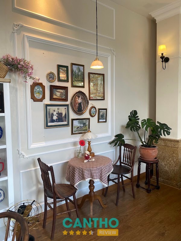 Góc chụp hình tại Fairy Garden Cafe & Bistro