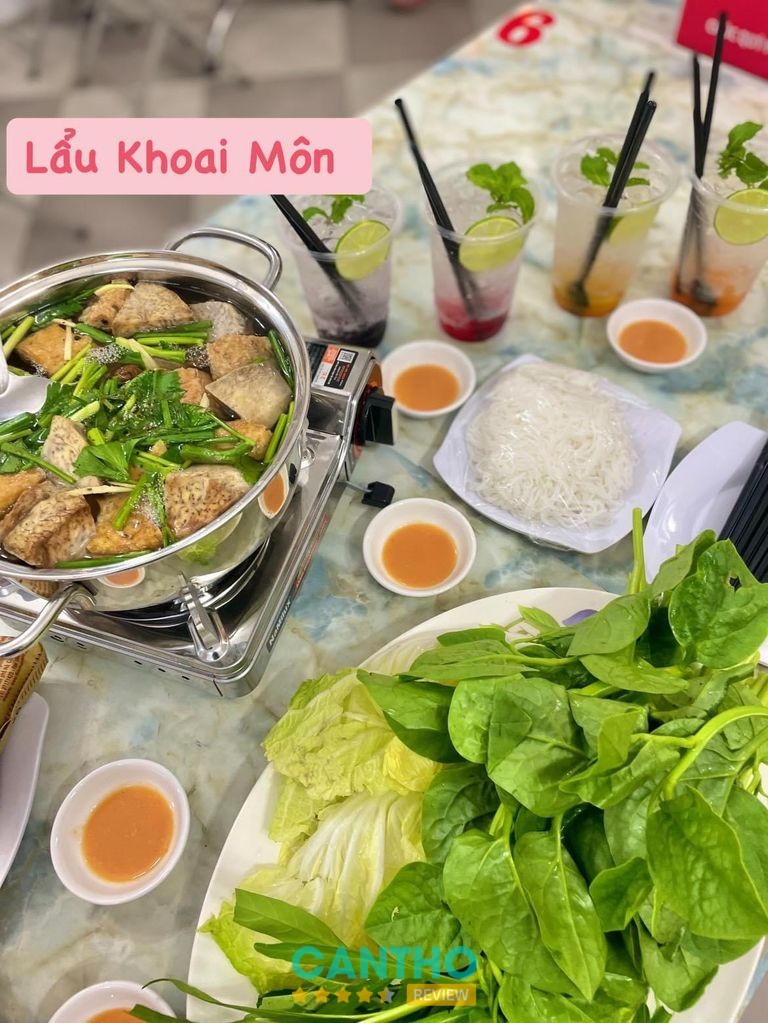 Không gian và món ăn tại Cơm Chay 67 Bồ Đề Cần Thơ