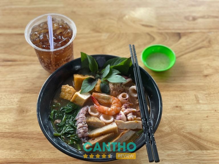 Món ăn tại Hủ Tiếu Mực A. Sành