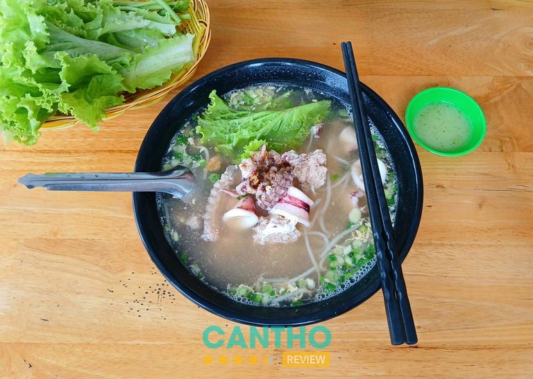 Không gian Hủ Tiếu Mực A. Sành