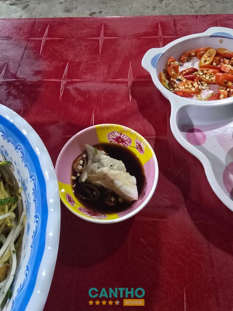 Quán Hủ Tiếu Gõ tại Hùng Vương