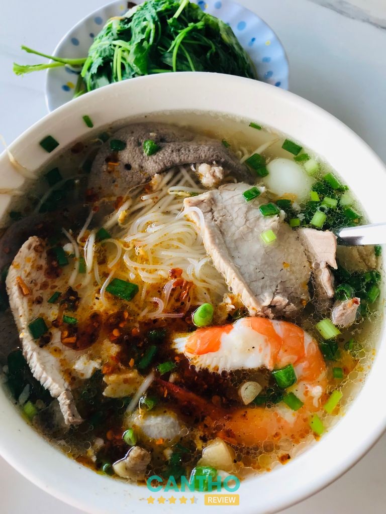 Quán Hủ Tiếu Cô Út Hưng Phú