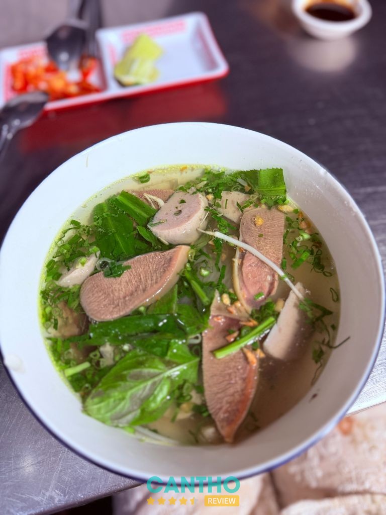 Quán Hủ Tiếu Tỷ Bò Viên tại Phú Lợi