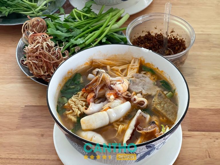 Hủ Tiếu Mực Huỳnh Thiện Sóc Trăng