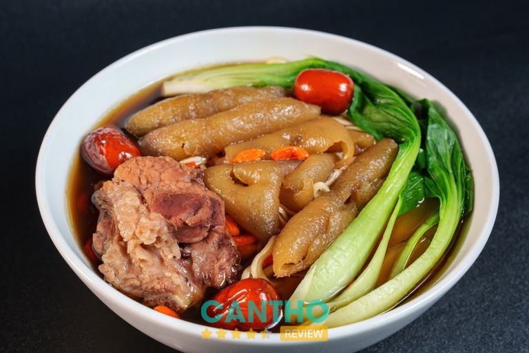 Các món hải sản tại Hủ Tiếu Mực A Vòi 3