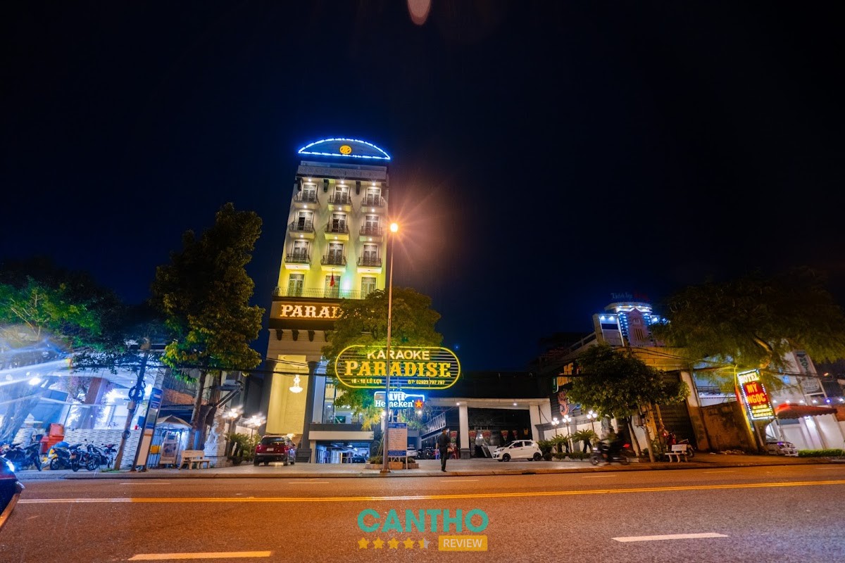 Phòng hát tại Karaoke Paradise I