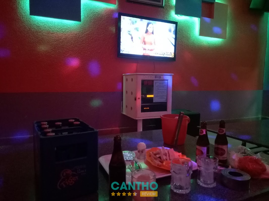 Karaoke Thanh Sĩ 1&2