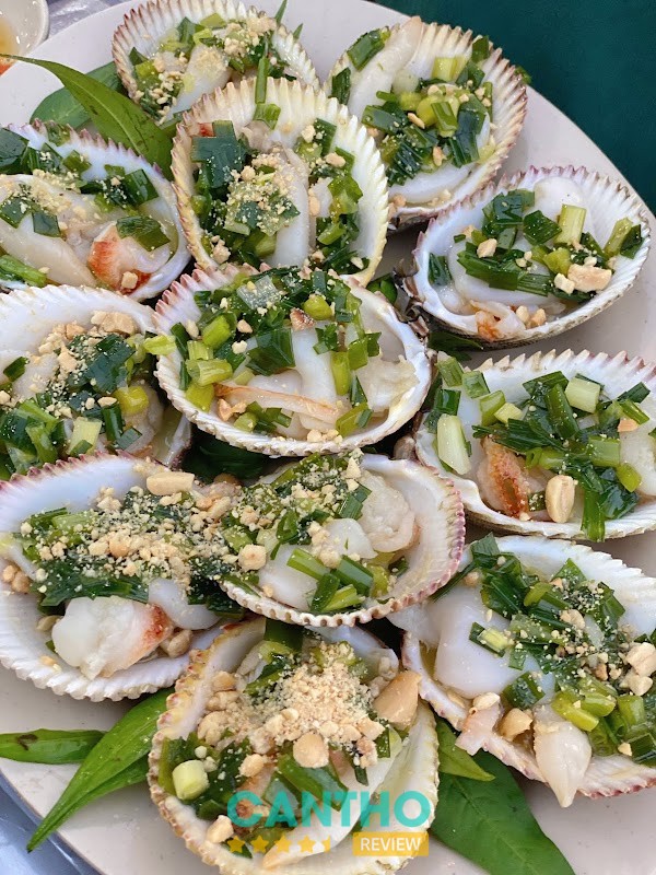 Không gian tại Quán Ốc Cậu Út