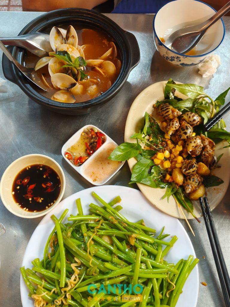 Quán Ốc Ngon trên đường 3 Tháng 2 Tân An